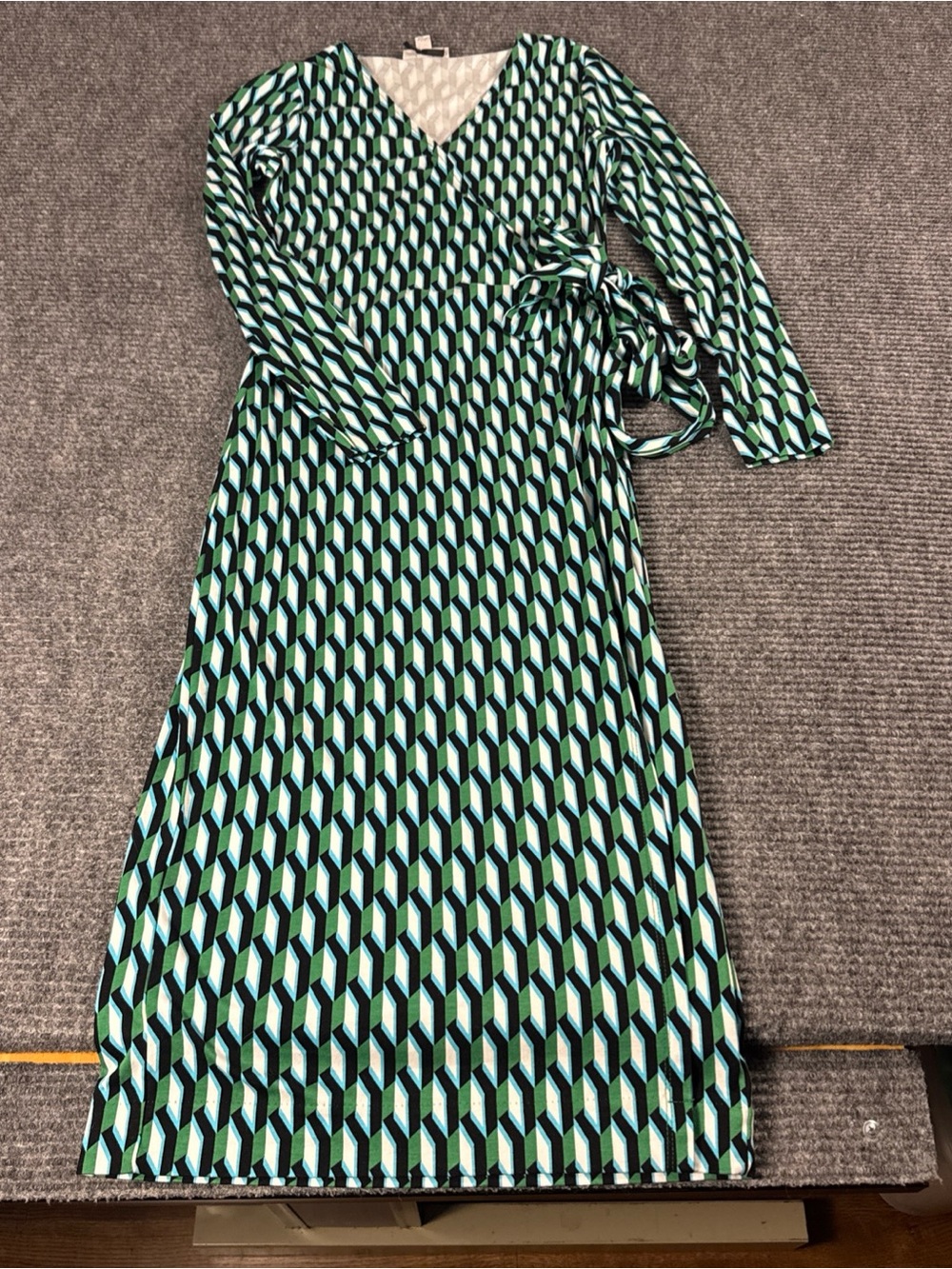 Diane Von Furstenberg x Target Midi Wrap Dress Sz S Womans Green Geo Long Sleeve